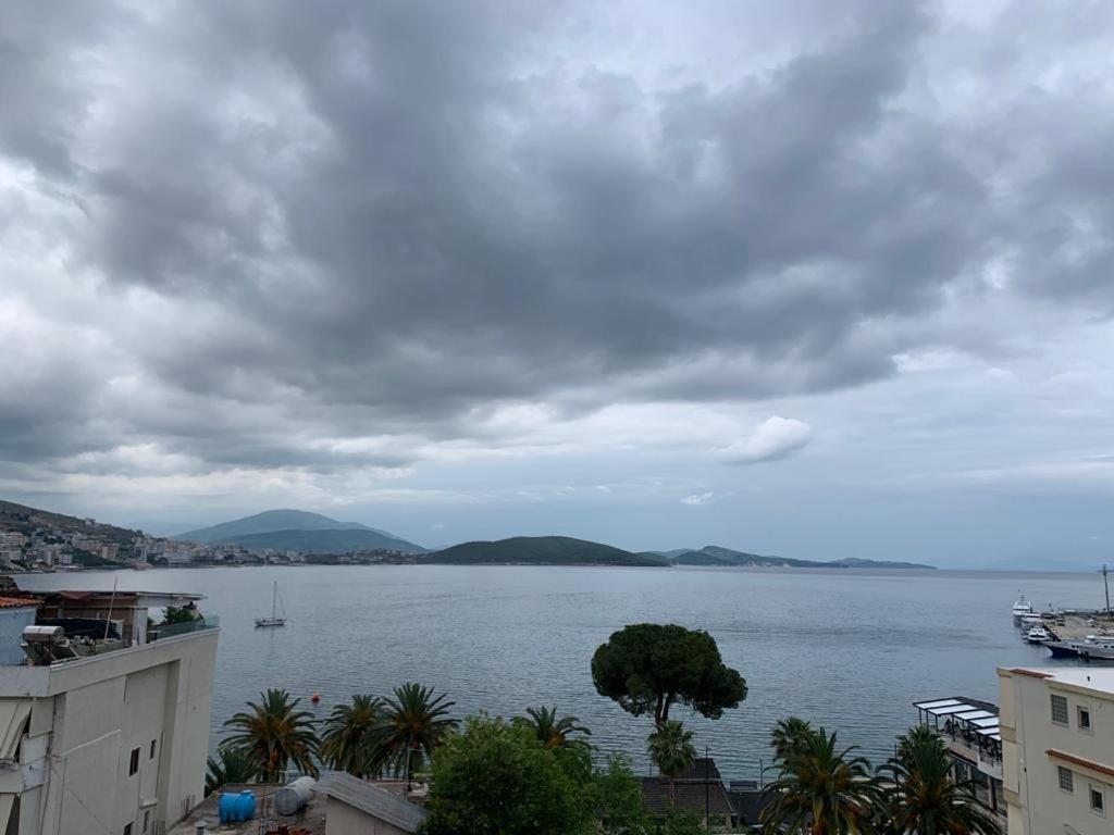 Delfin Apartments Sarandë Exterior foto